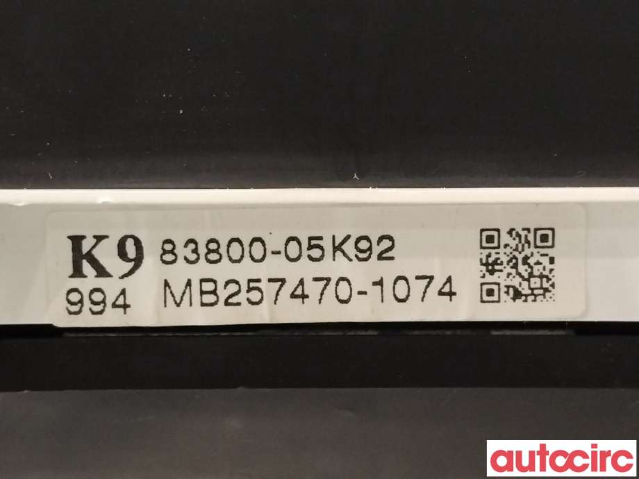 Instrumentpanel til Toyota Avensis 2009-2015 (Type III, Fase 1)  (TOYOTA|8380005K92)