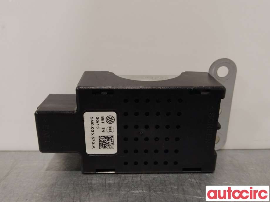 Antenne forsterker til VW Tiguan 2011-2016 (Type I, Fase 2)  (VOLKSWAGEN|5N0035570A)