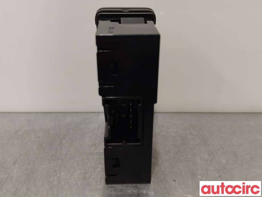Bryter nødblink til Suzuki SX4 S-CROSS 2013-->> (Type II) (SUZUKI|37430-55L20-5PK|)
