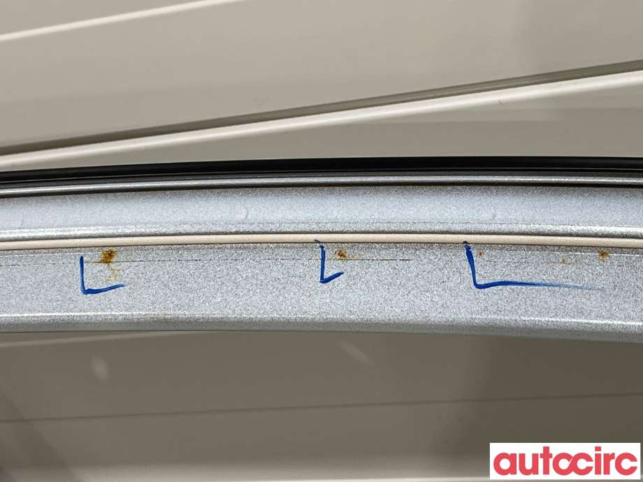 Dør venstre foran til Nissan Leaf 2011-2017 (Type I) (NISSAN|H01013NLAA|H01015SLAA)