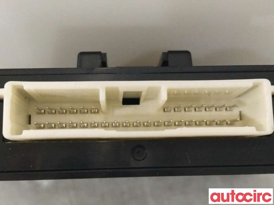 Styreenhet diverse til Mitsubishi Outlander 2015-->> (Type III, Fase 2)  (MITSUBISHI|8637B731|)