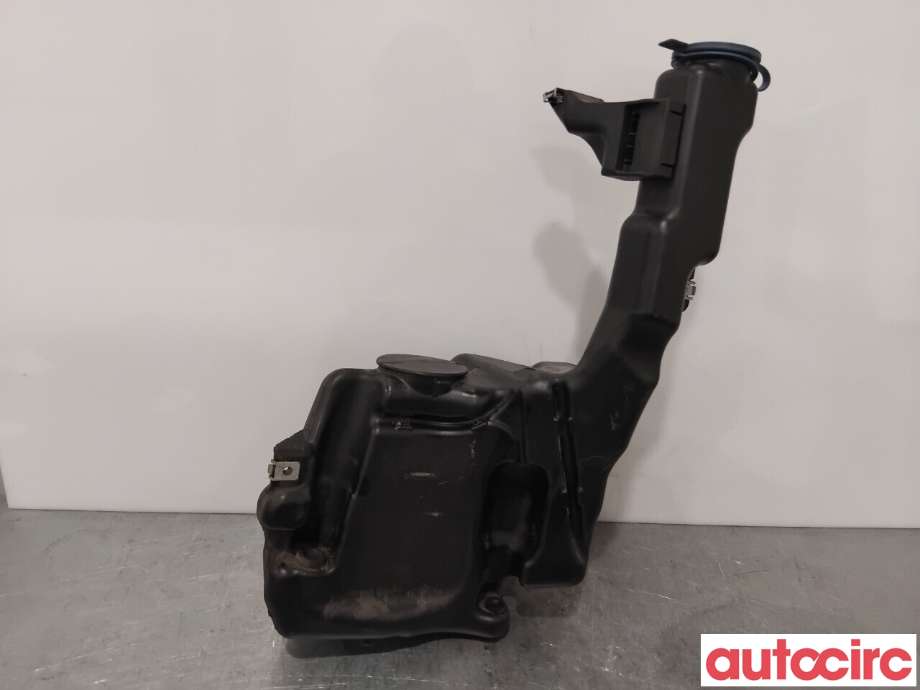 Spylertank til Mercedes C-Klasse 2011-2014 (Fase 2) (W204) (W204) (MERCEDES|A2048691320|A2048601960|A2048690400)