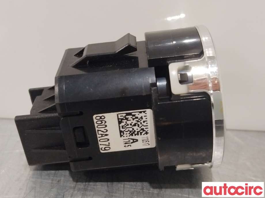 Bryter diverse til Mitsubishi Outlander 2015-->> (Type III, Fase 2)  (MITSUBISHI|8602A079)