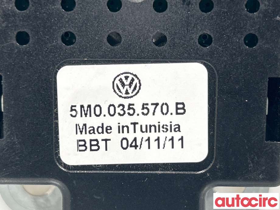 Antenne forsterker til VW Golf VI 2008-2012  (VOLKSWAGEN|5M0035570B)
