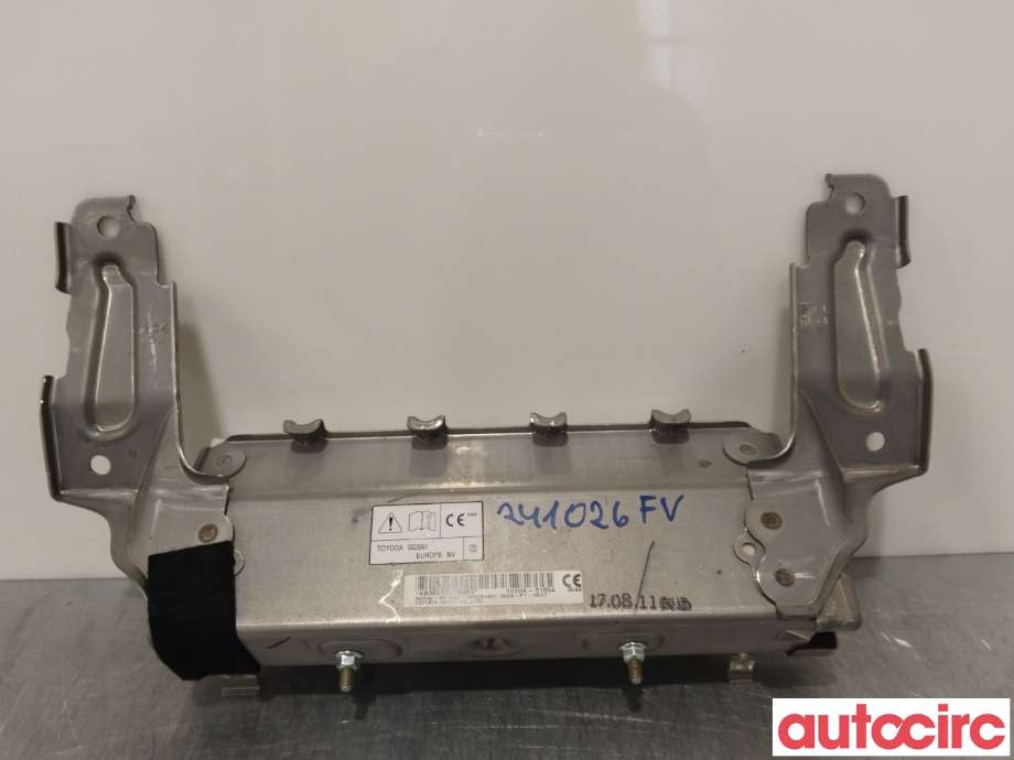 Airbag kne til Mitsubishi Outlander 2015-->> (Type III, Fase 2)  (MITSUBISHI|7030A316XB|7030A-31654|)