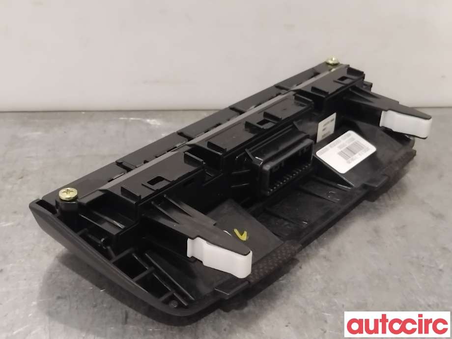 Bryter setevarme til Kia XCeed 2021-->> (SUV) (SUV) (KIA|93315J7030WK||93315-J7030)