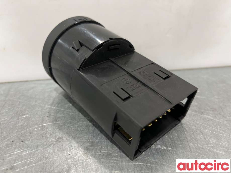 Bryter lys til Audi A4 2004-2008 (Type III) (B7) (B7) (AUDI|8E0941531D|)