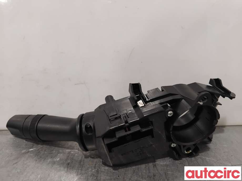 Bryter blink til Kia Soul 2014-2019 (Type II)  (KIA|934103S631|)