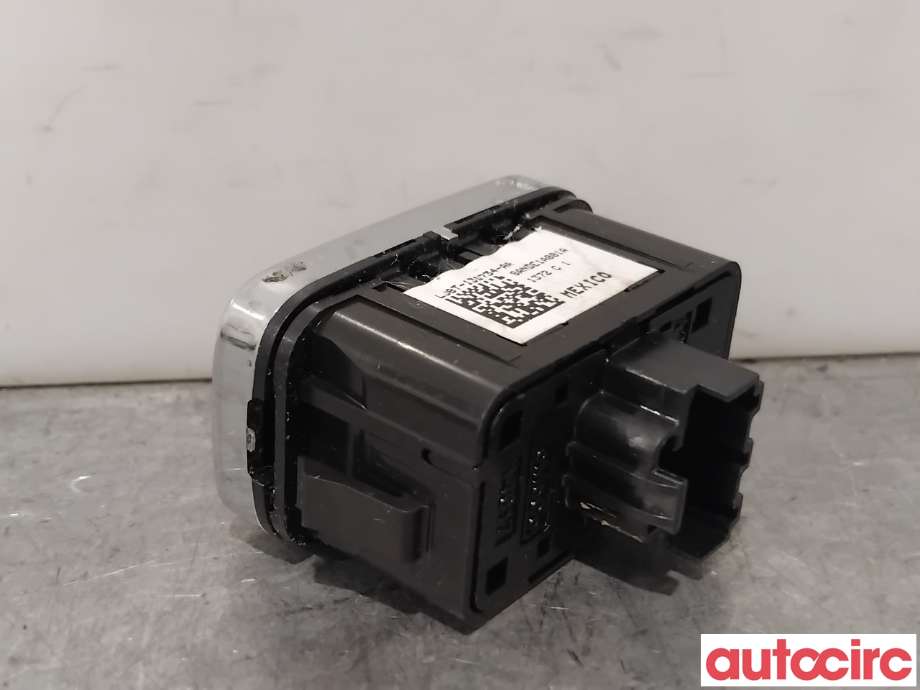 Bryter nødblink til Ford Mustang Mach-e 2020-->>  (FORD (US)|2476611||LJ8T-13D734-AA)