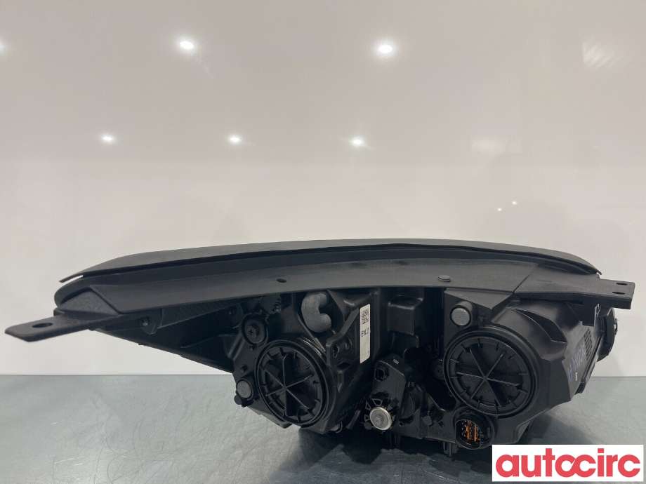 Frontlykt venstre halogen til Kia Soul 2014-2019 (Type II)  (KIA|92101E40101D)