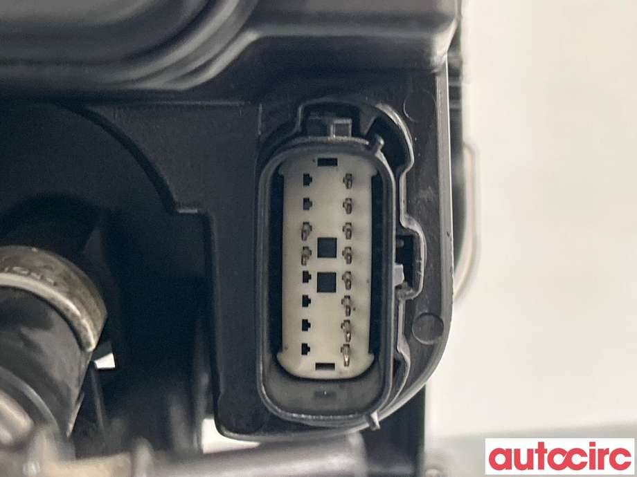 Frontlykt venstre halogen til Jeep Grand Cherokee 2012-2020 (JEEP|68111035AE|68111035AC)