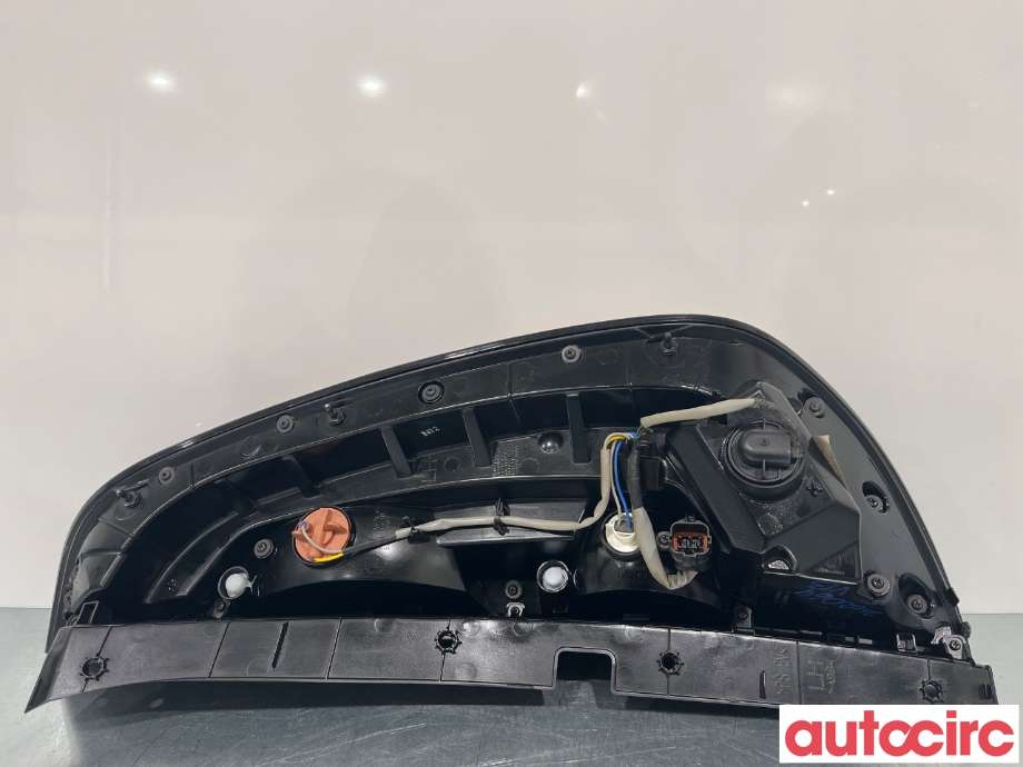 Baklykt venstre til Kia Soul 2014-2019 (Type II)  (KIA|92401E4020)