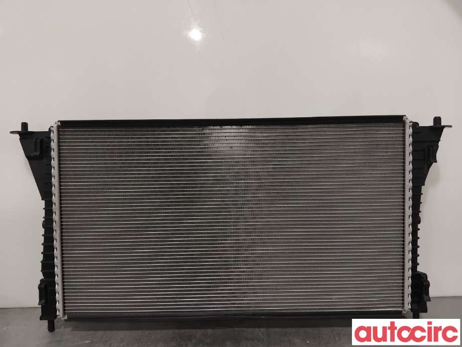 Radiator (automat gir) til Ford Mustang Mach-e 2020-->>  (FORD (US)|2483153||LJ93-8D048-AE)