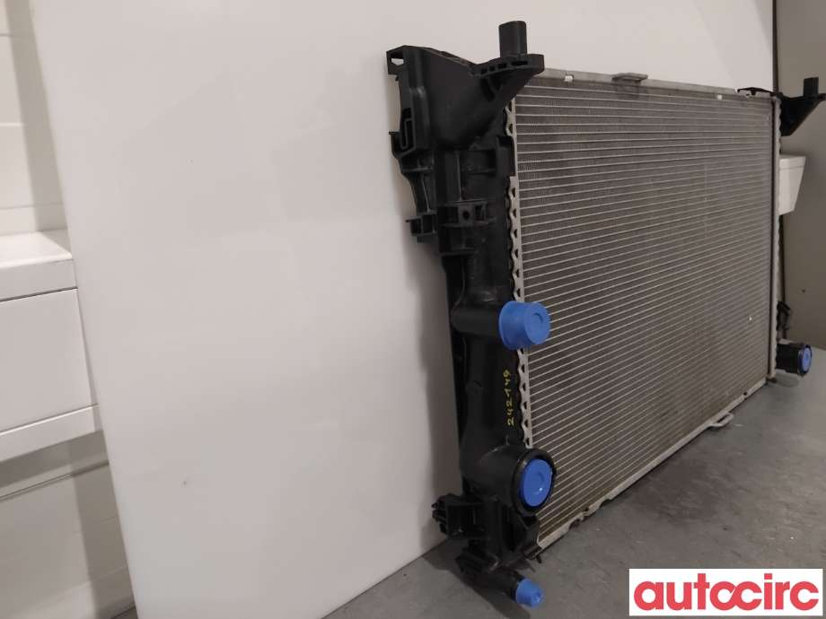Radiator (automat gir) til Mercedes C-Klasse 2011-2014 (Fase 2) (W204) (W204) (MERCEDES|A0995006203||A0995002703)