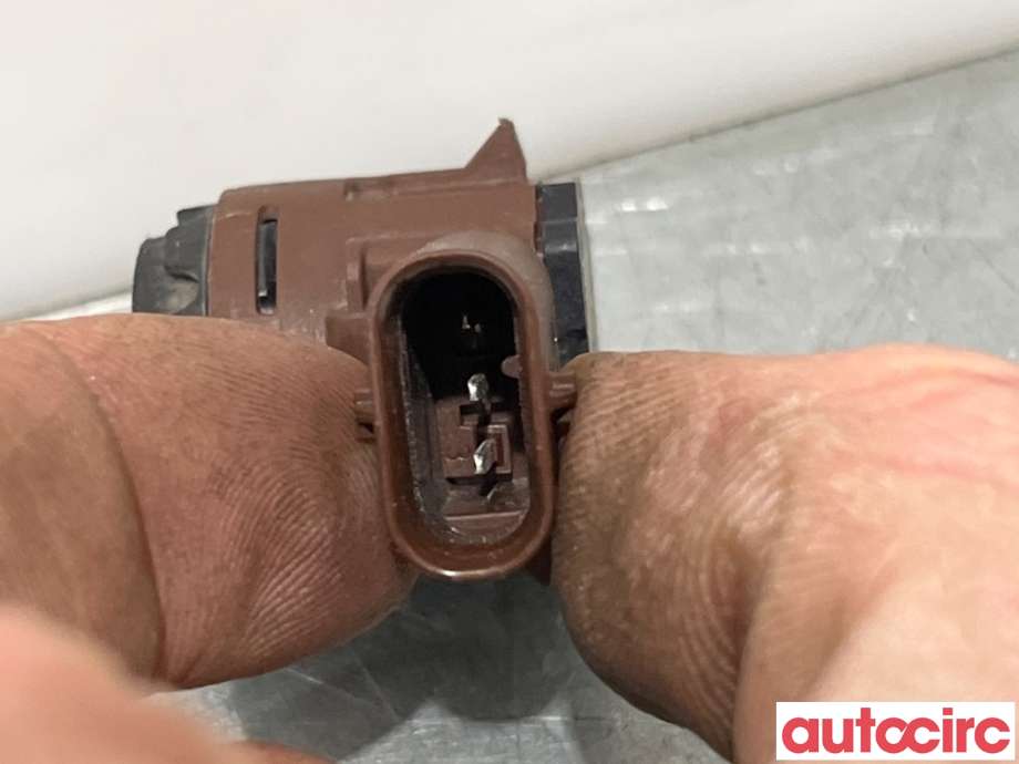 Parkeringssensor foran til Volvo XC40 2018-2024  (VOLVO|32271798|0263073946)