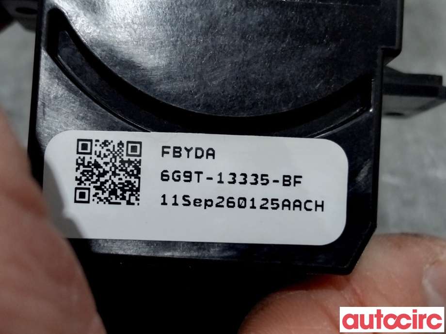 Bryter blink til Ford Mondeo 2011-2014 (Type IV, Fase 2)  (FORD|1835510||6G9T-13335-BF)