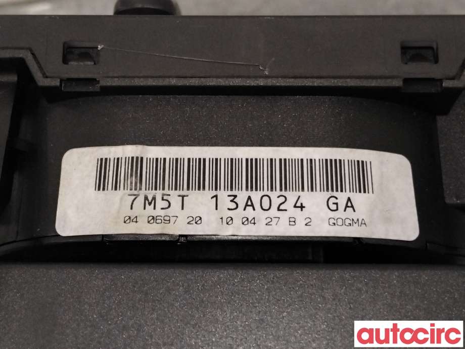 Bryter lys til Ford Focus 2008-2010 (Type II, Fase 2)  (FORD|1429654||7M5T13A024GA)