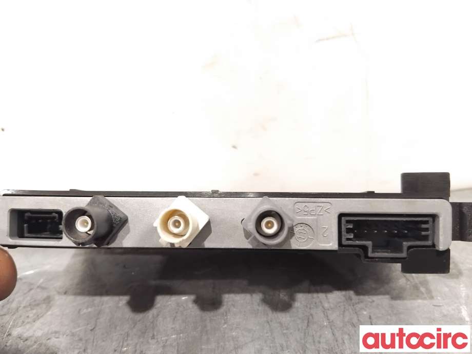 Antenne forsterker til Porsche Cayenne 2010-2017 (92A) (92A) (PORSCHE|95864731200|7P5035225L|95864731201)