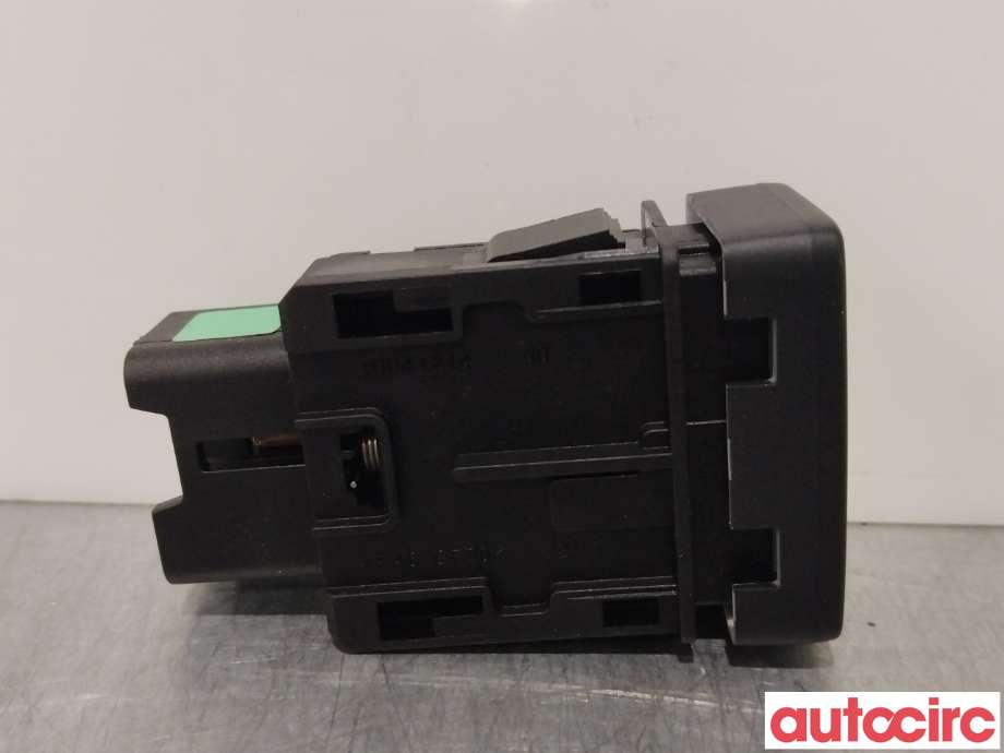Bryter tåkelys til Suzuki SX4 S-CROSS 2013-->> (Type II)  (SUZUKI|37270-68L00|37270-57L00)
