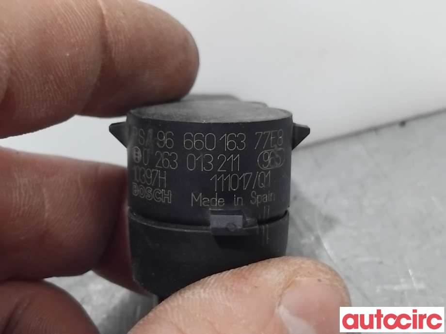 Parkeringssensor foran til Citroën DS5 2012-2017  (CITROEN|6590QS|0263013211|1611735380)