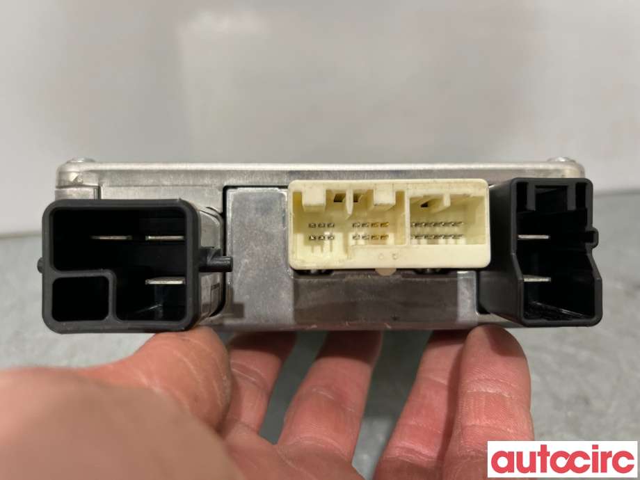 Styreenhet servo til Toyota RAV4 2006-2009 (Type III, Fase 1)  (TOYOTA|8965042040||89650-42040)