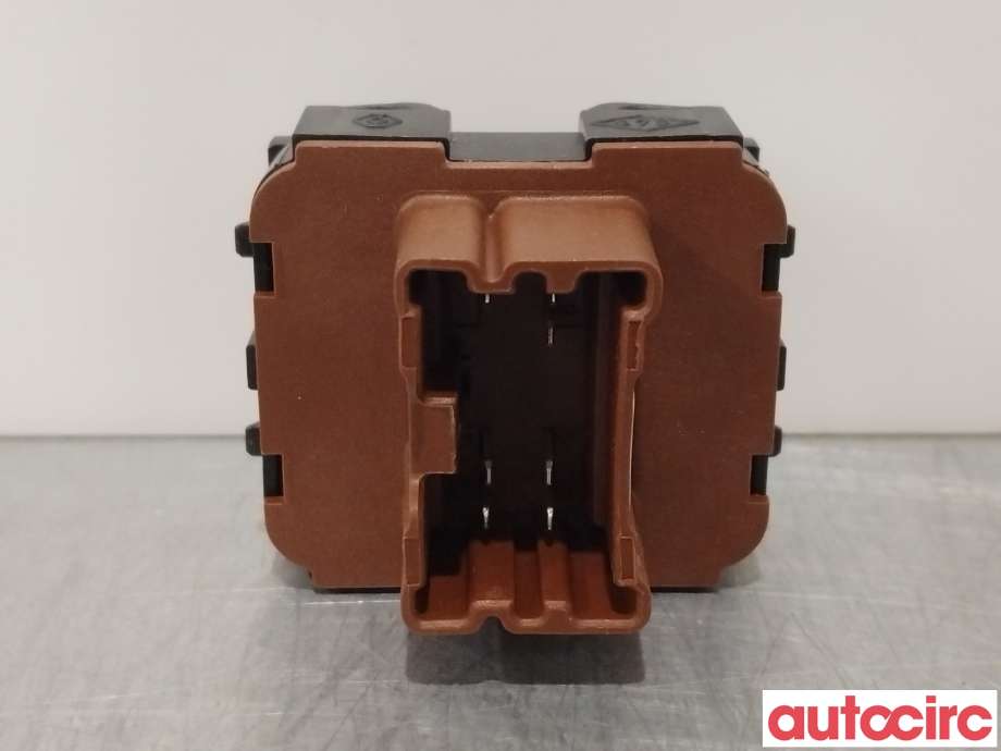 Bryter ruteheis til Renault Captur 2013-2020 (Type I)  (RENAULT|254113300R)