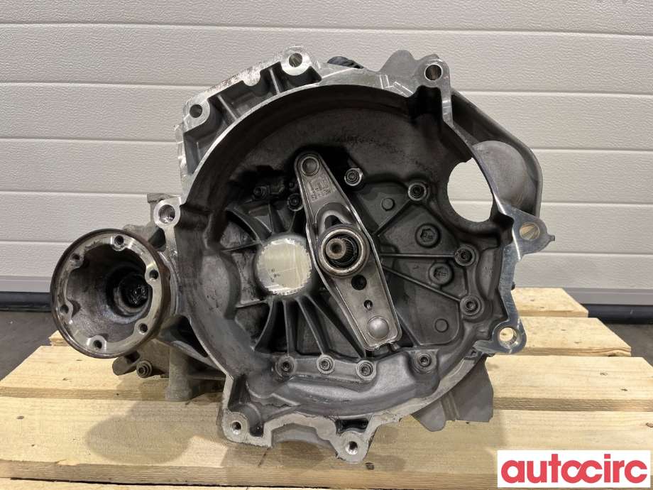 Girkasse manuell 6-trinn til Škoda Rapid 2012-2019  (SKODA|02U300050L)