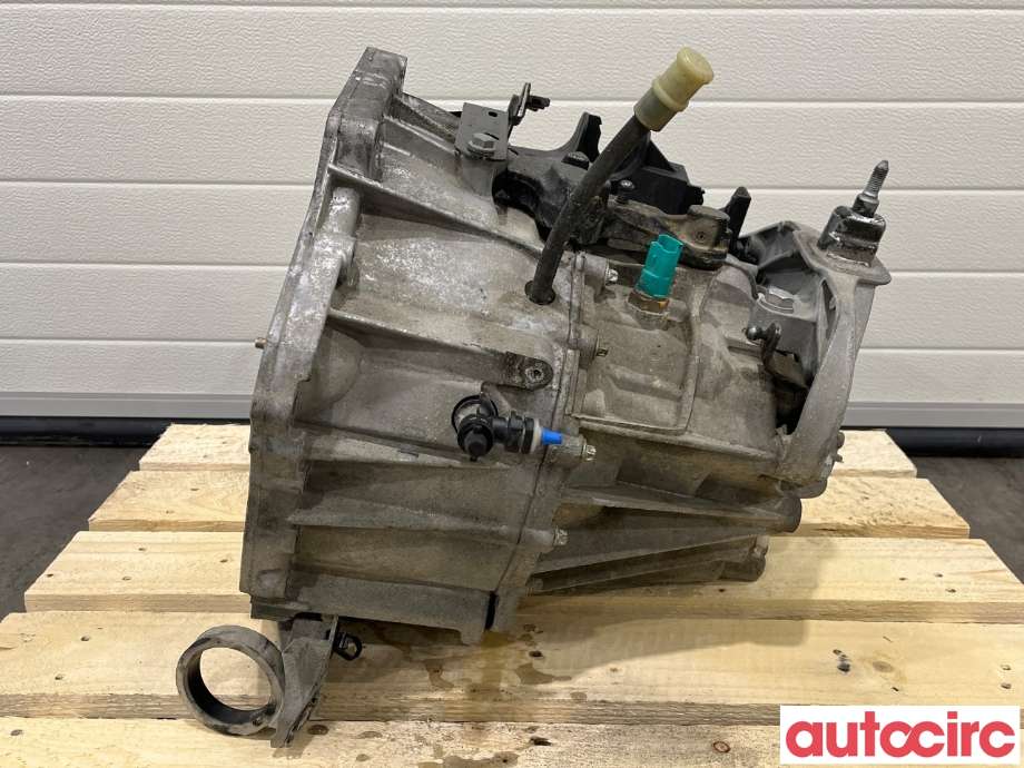 Girkasse manuell 6-trinn til Nissan NV300 2016-->>  (NISSAN|3201002Q4K|PF6-050)