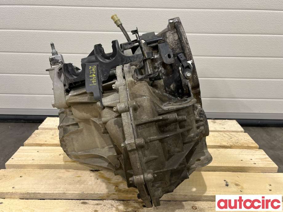Girkasse manuell 6-trinn til Nissan NV300 2016-->>  (NISSAN|3201002Q4K|PF6-050)
