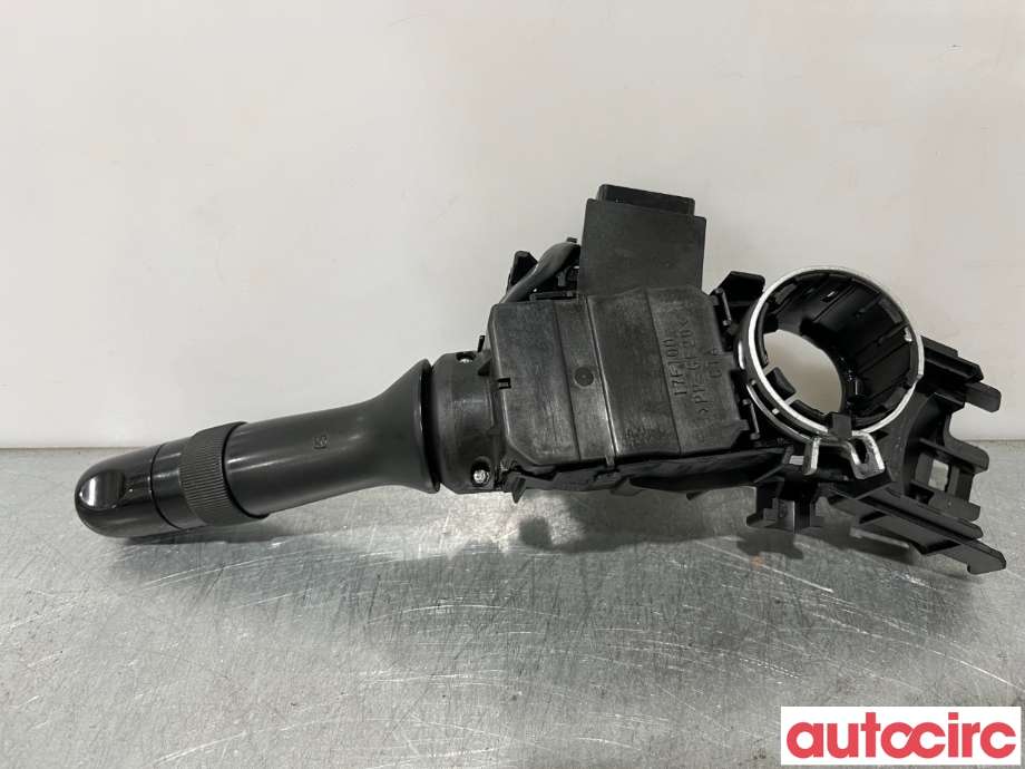 Bryter blink til Toyota RAV4 2006-2009 (Type III, Fase 1)  (TOYOTA|8414042100||8414042101)