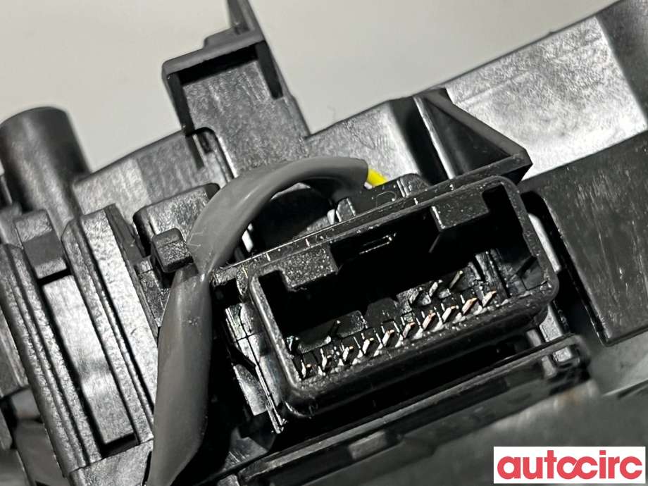 Bryter blink til Toyota RAV4 2006-2009 (Type III, Fase 1)  (TOYOTA|8414042100||8414042101)