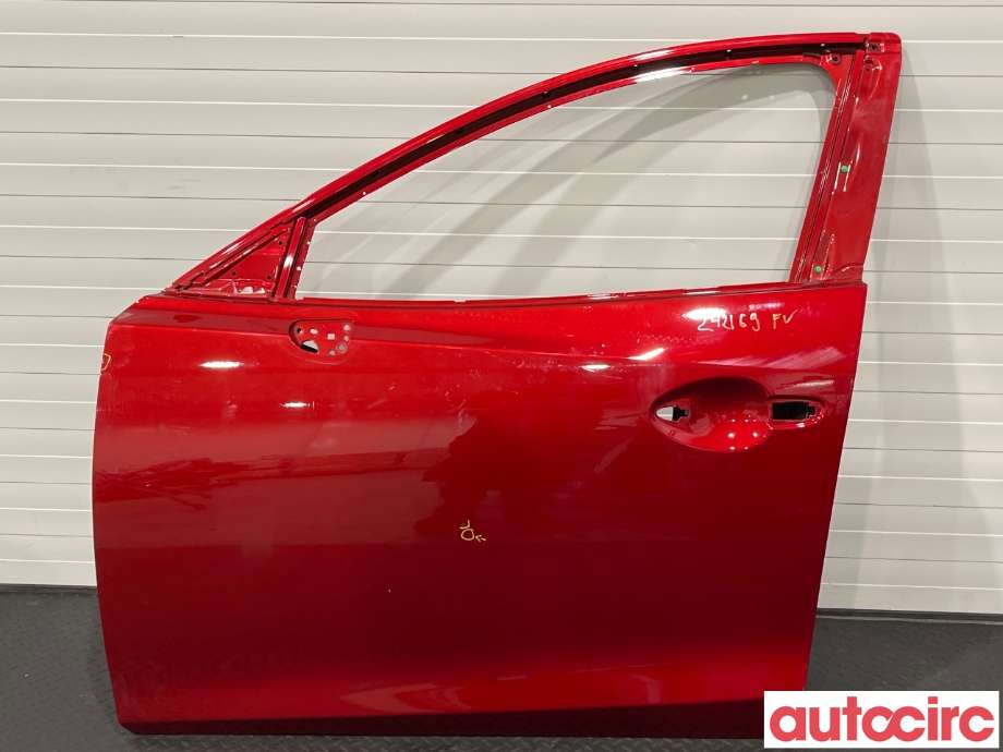Dør venstre foran til Mazda 3, 2013-2016 (Type III, Fase 1) (MAZDA|BHY0-59-02XF)