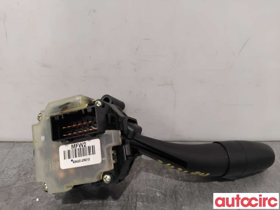 Bryter visker til Hyundai i30 2007-2012 (Type I)  (HYUNDAI|934202R010||93420-2R010)