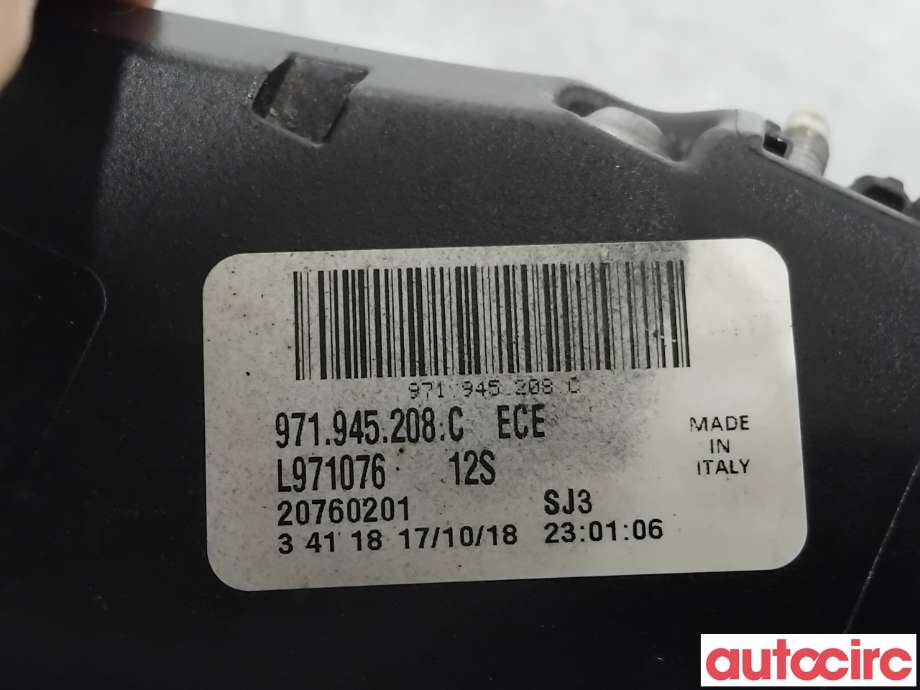 Baklykt høyre indre til Porsche Panamera 2017-->> (Type II) (971) (971) (PORSCHE|971945208C|L971076)