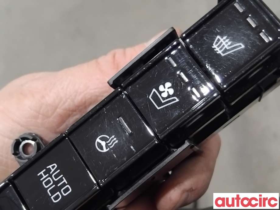 Bryter diverse til Kia Niro EV 2022-->>  (KIA|93335AT000FHV|4K42F0-1000|93335-AT000)