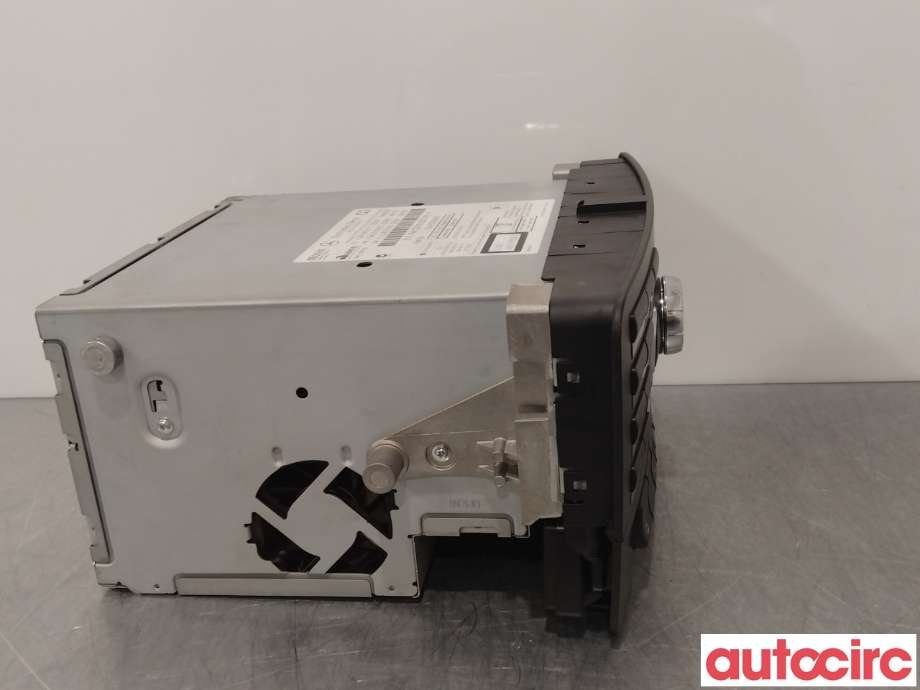 Bilstereo til Mercedes B-Klasse 2011-2018 (W246) (W246) (MERCEDES|A2469001016|A2469000512)