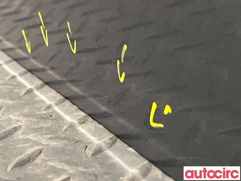 Dør høyre foran til Audi A4 2007-2014 (Type IV) (B8) (B8) (AUDI|8K0831052J)