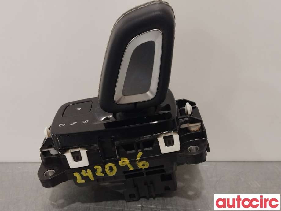 Girstang/girvelger automat til Volvo XC40 2018-2024  (VOLVO|32240160)