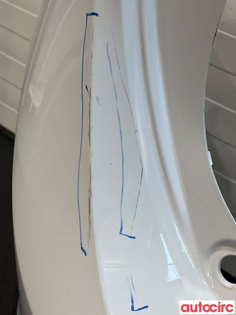 Støtfanger bak til Volvo V60/V60 CC 2013-2018 (Type I, Fase 2)  (VOLVO|39808169)