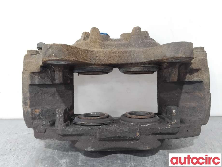 Bremsecaliper høyre foran til Mitsubishi Pajero 2007-2016 (Type IV, Fase 1)  (MITSUBISHI|4605B706|)
