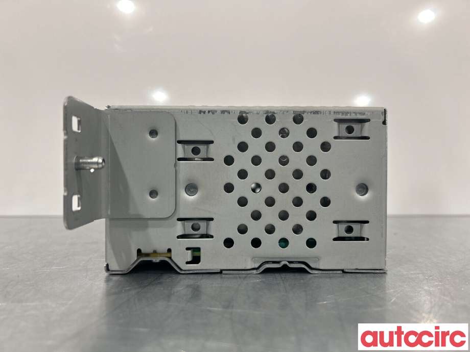 Bilstereo til Ford Kuga 2019-->> (Type III)  (FORD|2628162|MX6T-18K810-ZA)