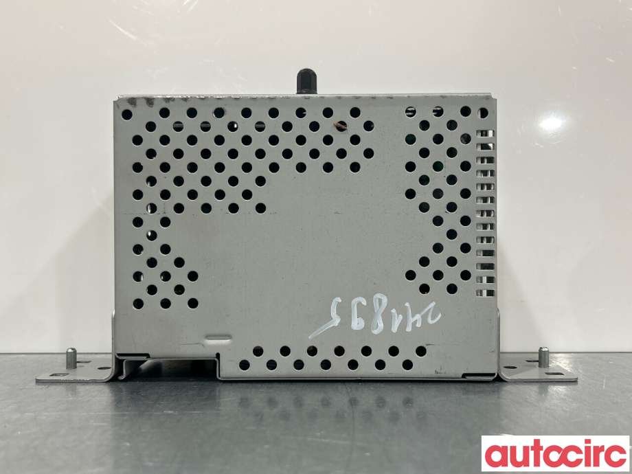 Bilstereo til Ford Kuga 2019-->> (Type III)  (FORD|2628162|MX6T-18K810-ZA)