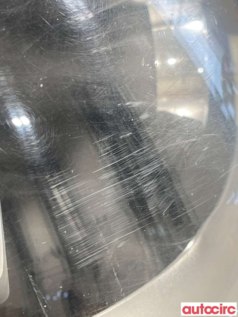 Frontlykt høyre halogen til VW Transporter / Caravelle 2009-2015 (Fase 2) (T5) (T5) (VOLKSWAGEN|7E1941016S|7E1941016J)