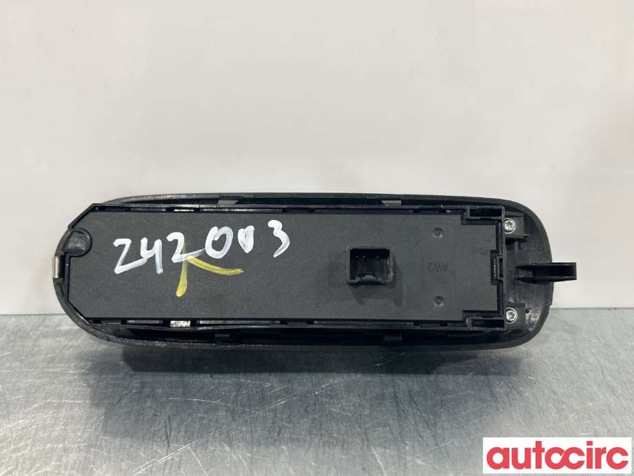 Bryter ruteheis til Ford Mondeo 2011-2014 (Type IV, Fase 2)  (FORD|1681008|AM2T-14A132-BA)