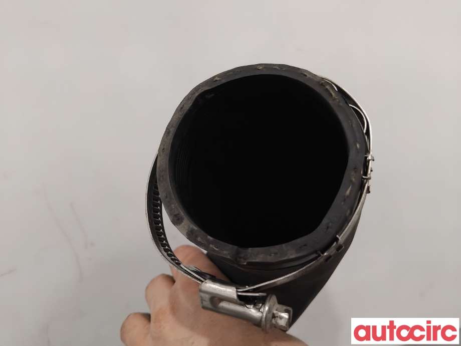 Turbo rør til VW Transporter / Caravelle 2009-2015 (Fase 2) (T5) (T5) (VOLKSWAGEN|7E0145980|)