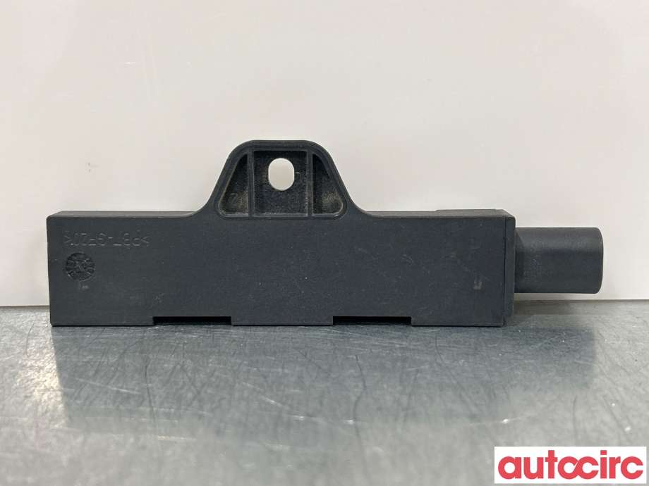 Antenne forsterker til BMW 3-Serie 2018-->> (G20) (G20) (BMW|65206832066)