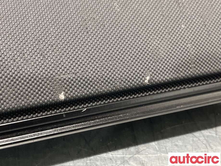 Bagasjerom rollon til Audi A4 2004-2008 (Type III) (B7) (B7) (AUDI|8E9863553||8E9863553A)