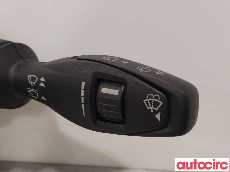 Bryter combi til Ford Fiesta 2008-2012 (Type VI, Fase 1)  (FORD|1718675|)