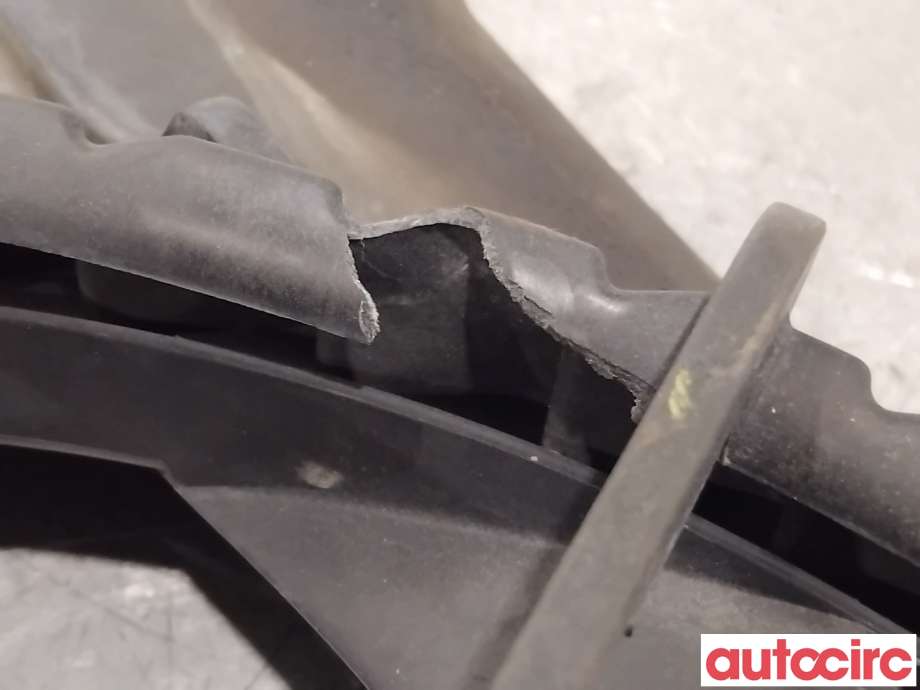Kjølevifte til Hyundai i30 2007-2012 (Type I)  (HYUNDAI|253802R050|)