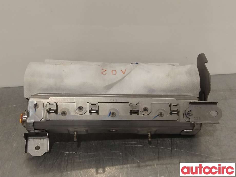 Airbag kne til Toyota RAV4 2006-2009 (Type III, Fase 1)  (TOYOTA|7390042010B0|)
